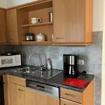 Haus-olymp-apartement-01-kuehlungsborn-nur-50-m-bis-zum-strand-ca-50-m2-2-raeume-sehr-gepflegt Appartement