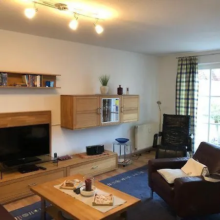 Apartment Haus-olymp-apartement-01-kuehlungsborn-nur-50-m-bis-zum-strand-ca-50-m2-2-raeume-sehr-gepflegt *