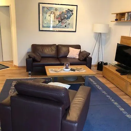 Haus-olymp-apartement-01-kuehlungsborn-nur-50-m-bis-zum-strand-ca-50-m2-2-raeume-sehr-gepflegt